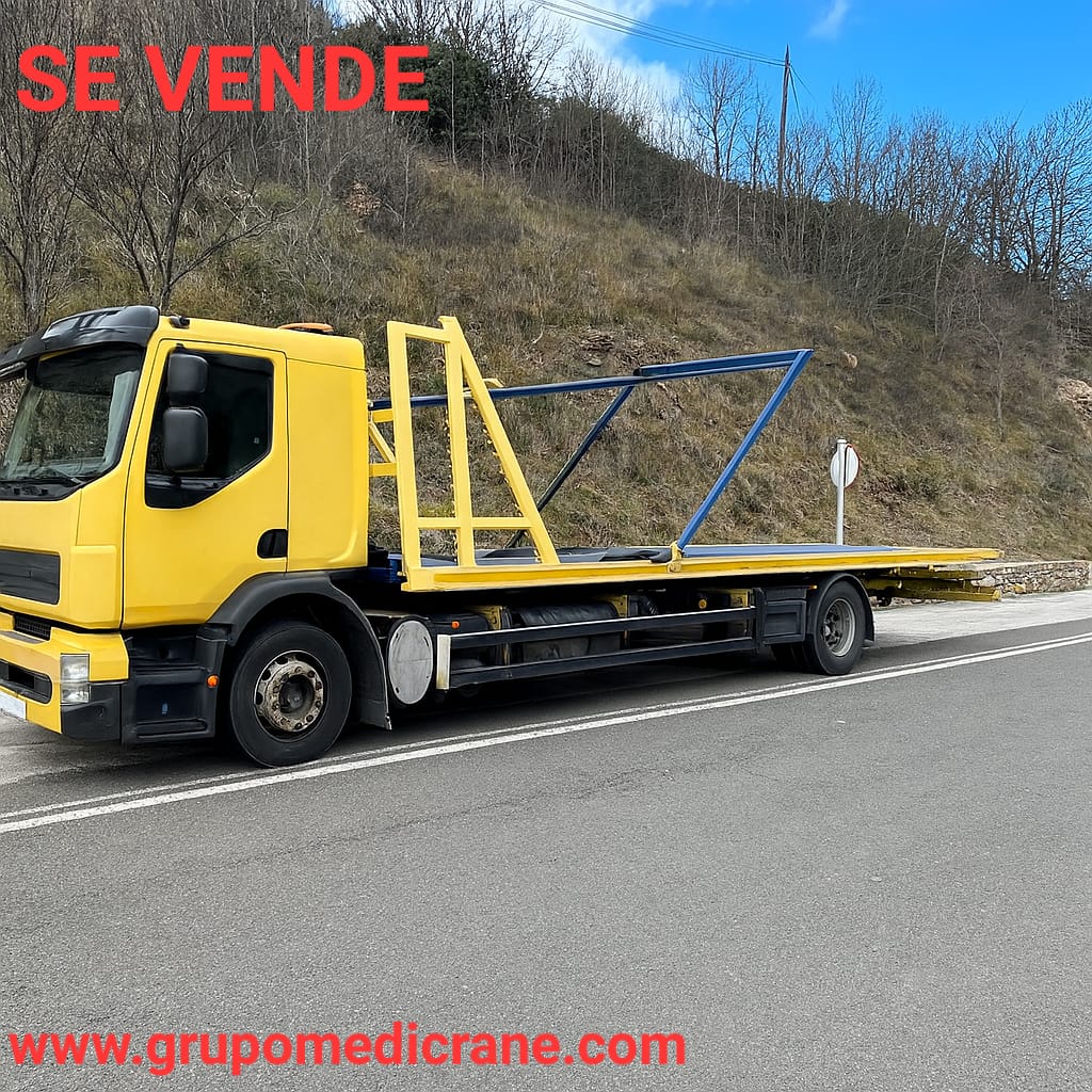 0411 GRÚA VOLVO FE S42 R300 + PLATAFORMA DESLIZANTE DOBLE PISO